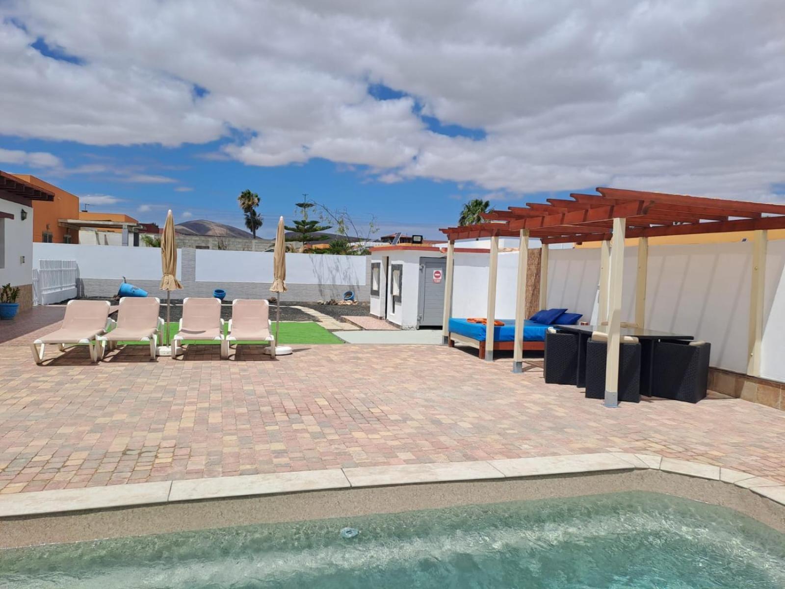 Villa Experience Heated Salty Water Pool Калета де Фусте Екстериор снимка